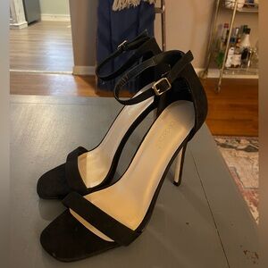 Shoedazzle Black Velvet Formal High Heels Women’s 10